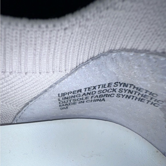 Banana Republic Recycled Knit Sneaker Size 8 - Picture 6 of 6